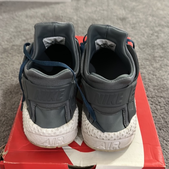Nike Air Huarache - Picture 4 of 5